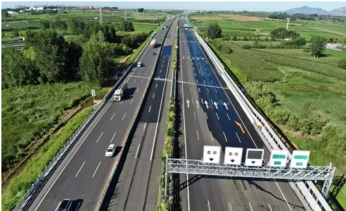 京哈高速改扩建主线（北京方向）正式通车